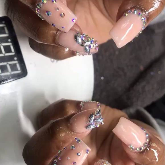 viviantaylor710